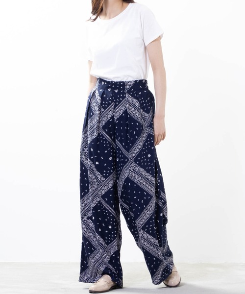 NAVY(ネイビー)の「UVカット クールタッチ インドファブリック レーヨンワイドパンツ(その他パンツ・レディース・グリーン/ネイビー/ブルー/ブラック/カーキ・M/L)」の9枚目の写真