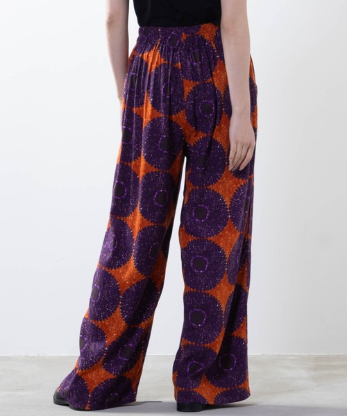 NAVY(ネイビー)の「UVカット クールタッチ インドファブリック レーヨンワイドパンツ(その他パンツ・レディース・グリーン/ネイビー/ブルー/ブラック/カーキ・M/L)」の13枚目の写真