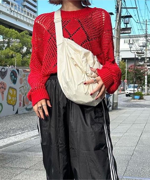 ROOPTOKYO（ループトウキョウ）の「▲shoulder bag/ショルダーバック（ショルダーバッグ・レディース・ブラック/ホワイト/ベージュ/グレー/オリーブ/ブラウン・FREE）」の2枚目の写真