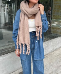 ボリュームフリンジマフラー