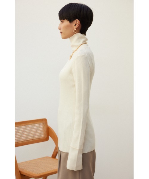 crie conforto(クリーコンフォルト)の「ファインゲージニットタートル(ニット/セーター・レディース・オフホワイト/チャコールグレー/ライトグレー/ブラック・MEDIUM/LARGE)」の18枚目の写真