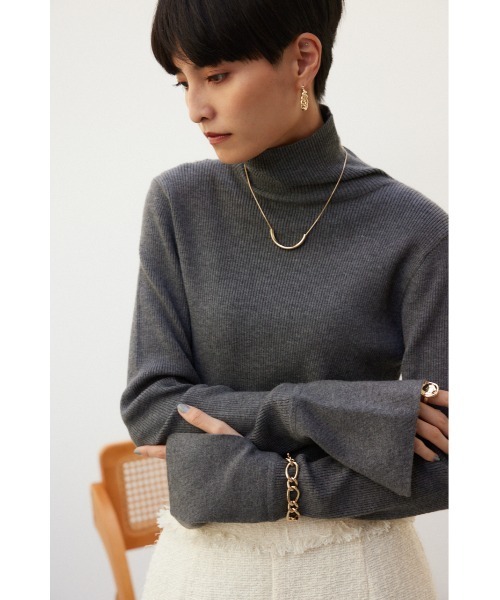 crie conforto(クリーコンフォルト)の「ファインゲージニットタートル(ニット/セーター・レディース・オフホワイト/チャコールグレー/ライトグレー/ブラック・MEDIUM/LARGE)」の5枚目の写真