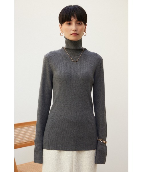 crie conforto(クリーコンフォルト)の「ファインゲージニットタートル(ニット/セーター・レディース・オフホワイト/チャコールグレー/ライトグレー/ブラック・MEDIUM/LARGE)」の7枚目の写真