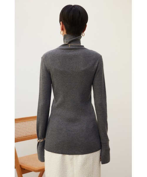 crie conforto(クリーコンフォルト)の「ファインゲージニットタートル(ニット/セーター・レディース・オフホワイト/チャコールグレー/ライトグレー/ブラック・MEDIUM/LARGE)」の9枚目の写真