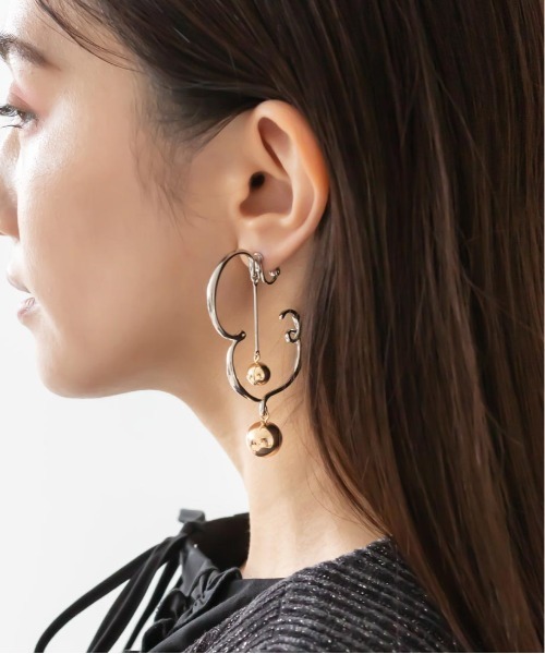 RANDA(ランダ)の「ニュアンスデザインイヤリング(イヤリング・レディース・シルバー/ゴールド・FREE)」の5枚目の写真