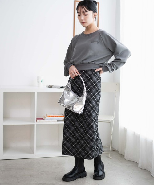 WEGO（ウィゴー）の「WEGO/ダンボールクロップドプルオーバー（スウェット・レディース・杢グレー/オフホワイト/スミクロ・FREE）」の18枚目の写真