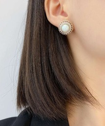 煌めき人工オパールピアス