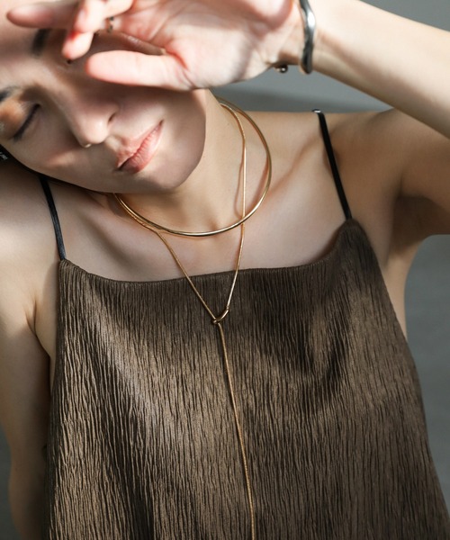 select MOCA（セレクトモカ）の「ネックカフYシェイプマルチWAYネックレスSET（ネックレス・レディース・ゴールド/シルバー・FREE）」の2枚目の写真
