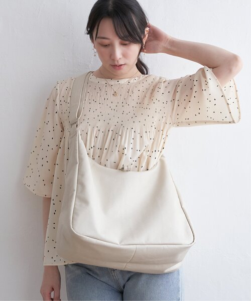 ikka(イッカ)の「PUフリーWAYショルダーバッグ(ショルダーバッグ・レディース・オフホワイト/グリーン/ブラック/グレー・FREE)」の10枚目の写真