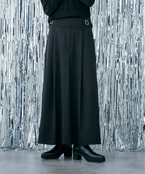 Ellno Loset（エルノロゼット）の「バックルベルトロングスカート/SETUP対応（スカート・メンズ・ブラック/グレー系その他・MEDIUM/LARGE）」の5枚目の写真