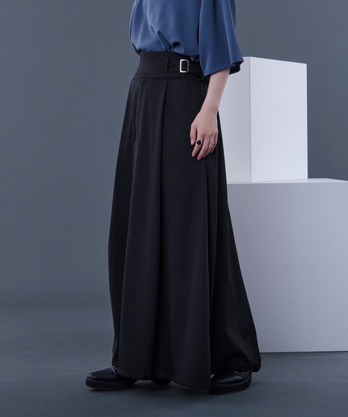 Ellno Loset（エルノロゼット）の「バックルベルトロングスカート/SETUP対応（スカート・メンズ・ブラック/グレー系その他・MEDIUM/LARGE）」の20枚目の写真