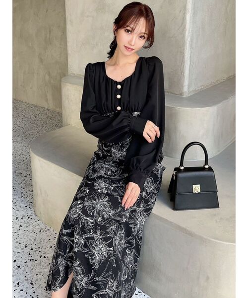 RESEXXY(リゼクシー)の「フロントギャザーマーメイドワンピース(ワンピース・レディース・ホワイト/ブラック・SMALL/MEDIUM)」の6枚目の写真