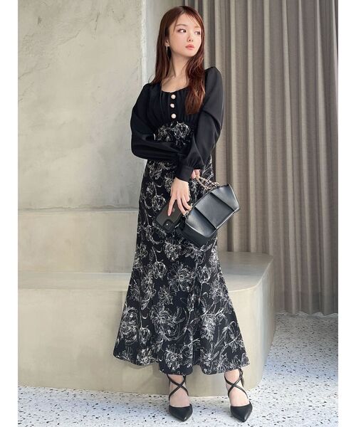 RESEXXY(リゼクシー)の「フロントギャザーマーメイドワンピース(ワンピース・レディース・ホワイト/ブラック・SMALL/MEDIUM)」の10枚目の写真