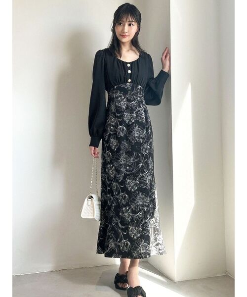 RESEXXY(リゼクシー)の「フロントギャザーマーメイドワンピース(ワンピース・レディース・ホワイト/ブラック・SMALL/MEDIUM)」の11枚目の写真