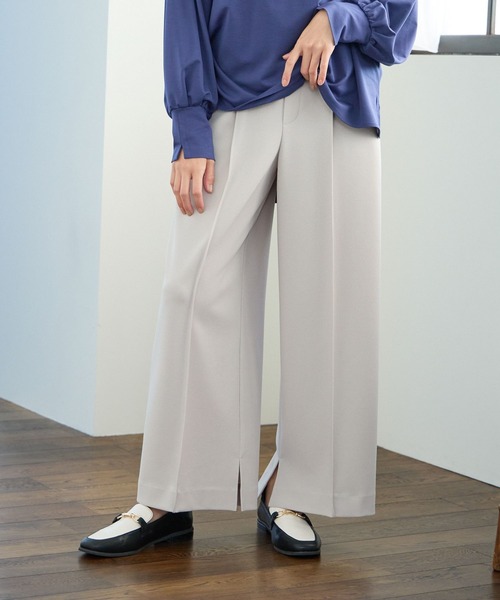 Elura（エルーラ）の「サマ見えリラクシーワイドパンツ（その他パンツ・レディース・ホワイト/ネイビー/ブラック/グレイッシュベージュ・SMALL/MEDIUM/LARGE）」の3枚目の写真