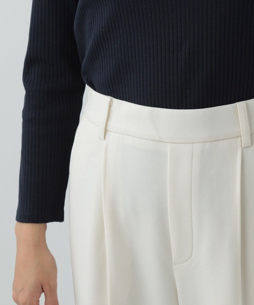 Elura（エルーラ）の「サマ見えリラクシーワイドパンツ（その他パンツ・レディース・ホワイト/ネイビー/ブラック/グレイッシュベージュ・SMALL/MEDIUM/LARGE）」の16枚目の写真