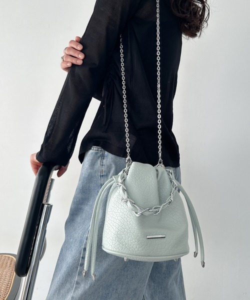 CLEA(クレア)の「2WAY PUミニ巾着チェーンショルダーバッグ(ショルダーバッグ・レディース・ブラック/ミント/ホワイト/ピンク・FREE)」の3枚目の写真