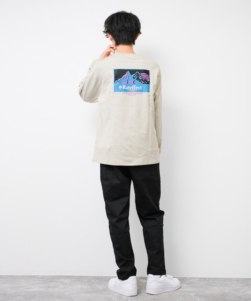RAT EFFECT(ラットエフェクト)の「ART MOUNTAIN ロングTシャツ(Tシャツ/カットソー・キッズ・グレイッシュベージュ/ブラック/オフホワイト/ダークグリーン・130/140/150/160/170)」の10枚目の写真