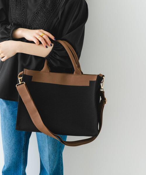 RODE SKO（ロデスコ）の「バイカラーニットトートバッグ（トートバッグ・レディース・ブラック/ベージュ・ONE）」の4枚目の写真