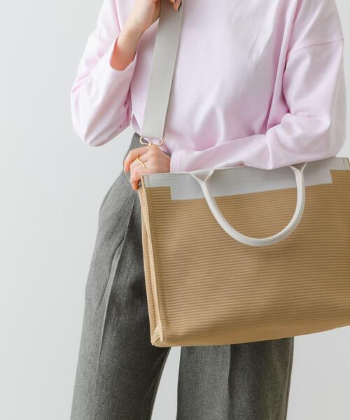 RODE SKO（ロデスコ）の「バイカラーニットトートバッグ（トートバッグ・レディース・ブラック/ベージュ・ONE）」の16枚目の写真