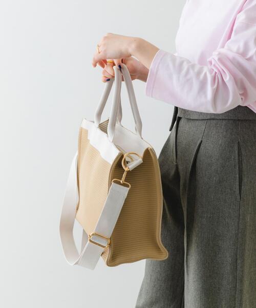 RODE SKO（ロデスコ）の「バイカラーニットトートバッグ（トートバッグ・レディース・ブラック/ベージュ・ONE）」の12枚目の写真