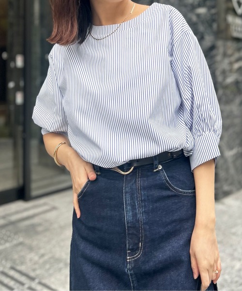 Chez toi（シェトワ）の「袖ボリュームブラウス（シャツ/ブラウス・レディース・サックスブルー/ブラック/アイボリー/オフホワイト・FREE）」の2枚目の写真