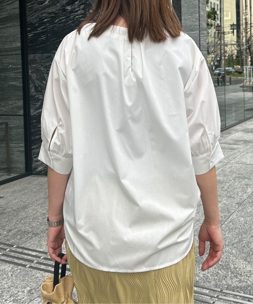 Chez toi（シェトワ）の「袖ボリュームブラウス（シャツ/ブラウス・レディース・サックスブルー/ブラック/アイボリー/オフホワイト・FREE）」の10枚目の写真
