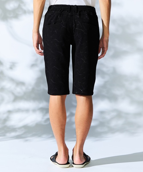 HIDEAWAYS NICOLE（ハイダウェイニコル）の「アラカルトエンボスハーフパンツ（その他パンツ・メンズ・ホワイト系/ブラック/オフホワイト/ブラック系・SMALL/MEDIUM/LARGE/X-LARGE）」の19枚目の写真