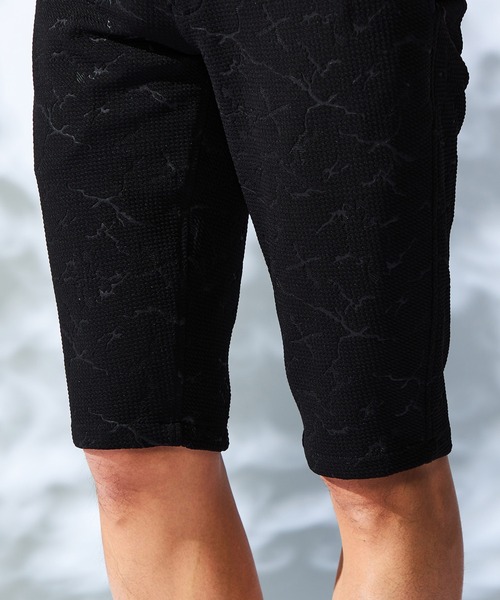 HIDEAWAYS NICOLE（ハイダウェイニコル）の「アラカルトエンボスハーフパンツ（その他パンツ・メンズ・ホワイト系/ブラック/オフホワイト/ブラック系・SMALL/MEDIUM/LARGE/X-LARGE）」の13枚目の写真