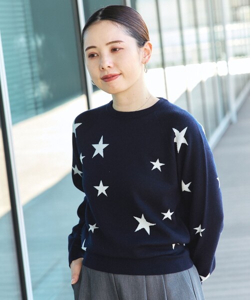 BEAMS HEART（ビームスハート）の「星柄 クルーネックニット（ニット
