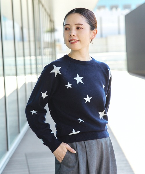 BEAMS HEART（ビームスハート）の「星柄 クルーネックニット（ニット