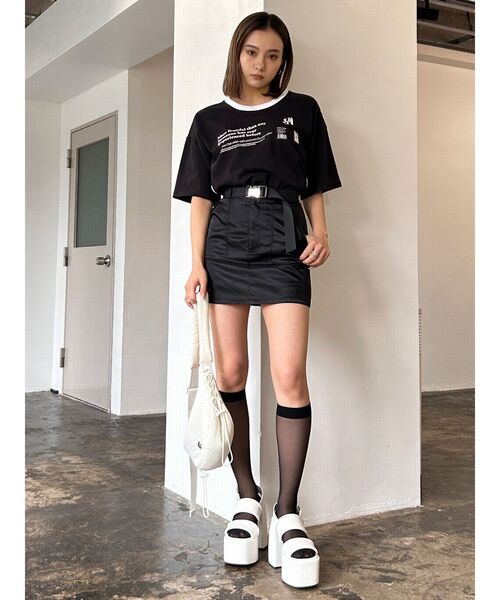 EMODA（エモダ）の「ボックスパイピングTシャツ（Tシャツ/カットソー・レディース・ネイビー/ホワイト/ブラック/グリーン・FREE）」の10枚目の写真