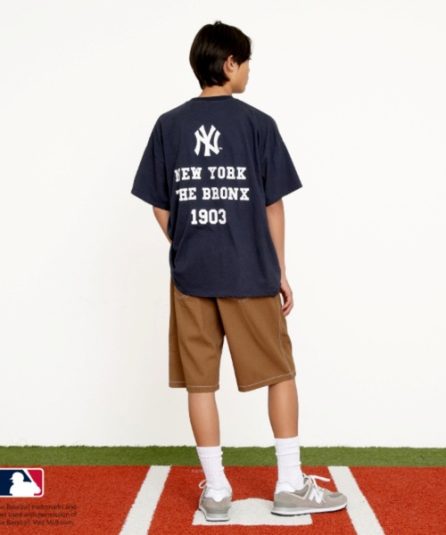 GLAZOS(グラソス)の「【大人向けサイズあり】【MLB】チームロゴプリント半袖Tシャツ(Tシャツ/カットソー・キッズ・ホワイト/オートミール/ネイビー/ブラック・140cm/150cm/160cm/170cm)」の21枚目の写真