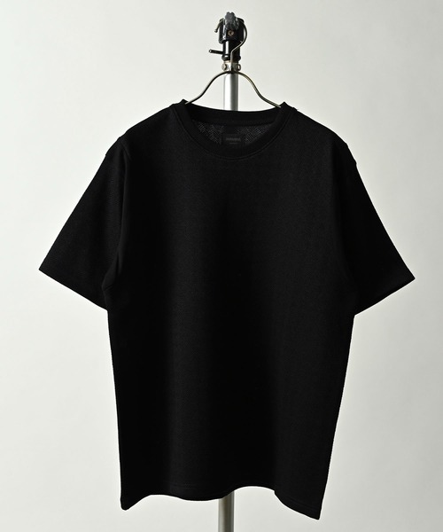MMMM(エムエムエムエム)の「MMMM/バイアスジャガードアームホールラインTEE(Tシャツ/カットソー・メンズ・ブラック/ホワイト・LARGE/MEDIUM)」の2枚目の写真