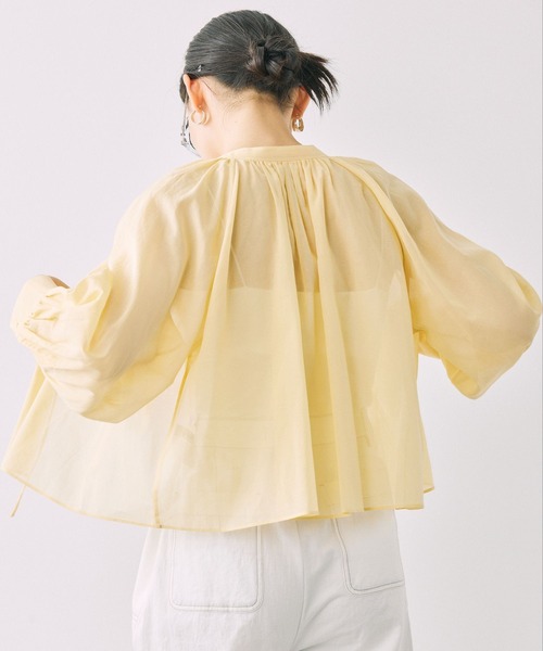 新品　BABYLONE(バビロン) クロップド長袖シャツ　ショート丈シャツ 新品 BABYLONE(バビロン) クロップド長袖シャツ ショート丈