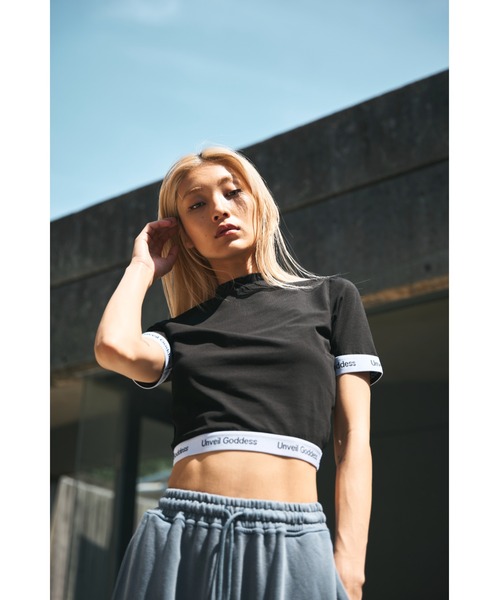 福寿外貌(フクジュガイボウ)の「クロップドミニT(Tシャツ/カットソー・レディース・ブラック/チャコールグレー・FREE)」の2枚目の写真