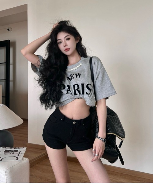 Jayro（ジャイロ）の「パール付きロゴプリントオーバーサイズTシャツ（Tシャツ/カットソー・レディース・ホワイト/ブラック/グレー・FREE）」の13枚目の写真