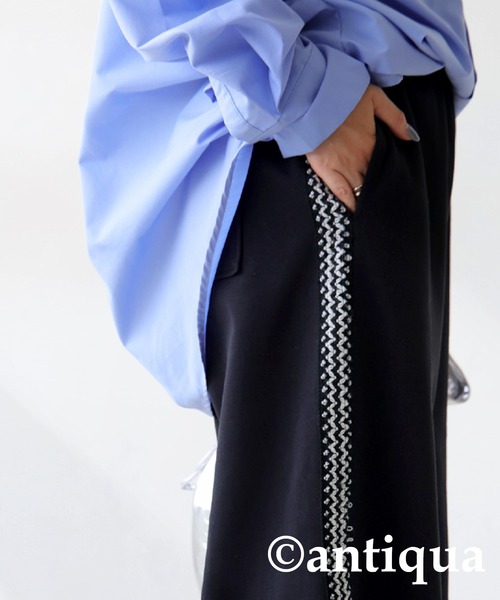 antiqua(アンティカ)の「サイドラインタックパンツ(その他パンツ・レディース・ブラック・R/P)」の4枚目の写真