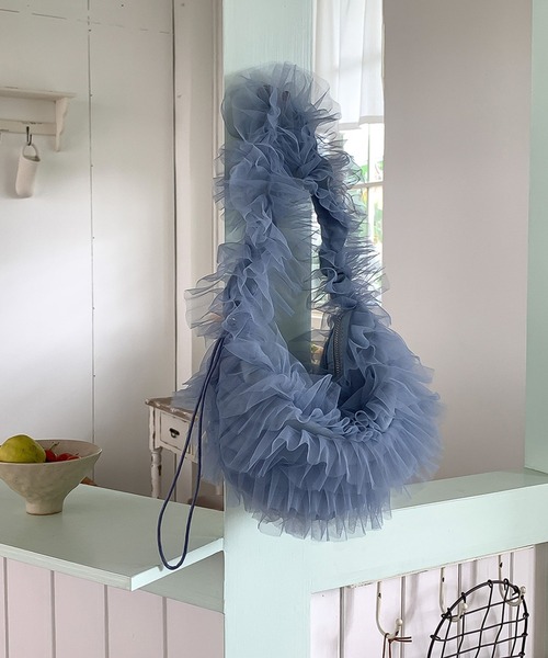 LAFFMO（ラフモ）の「チュールフリルバッグ（ショルダーバッグ・レディース・ブラック/ブルー/オフホワイト/ピンク・F）」の4枚目の写真