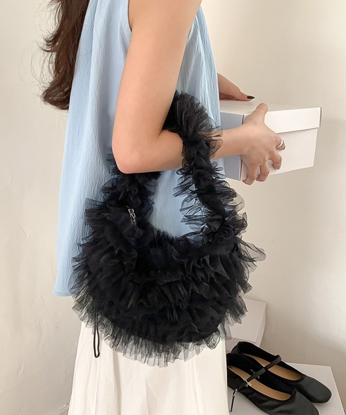 LAFFMO（ラフモ）の「チュールフリルバッグ（ショルダーバッグ・レディース・ブラック/ブルー/オフホワイト/ピンク・F）」の3枚目の写真