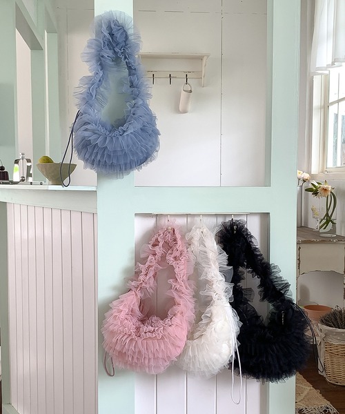 LAFFMO（ラフモ）の「チュールフリルバッグ（ショルダーバッグ・レディース・ブラック/ブルー/オフホワイト/ピンク・F）」の8枚目の写真