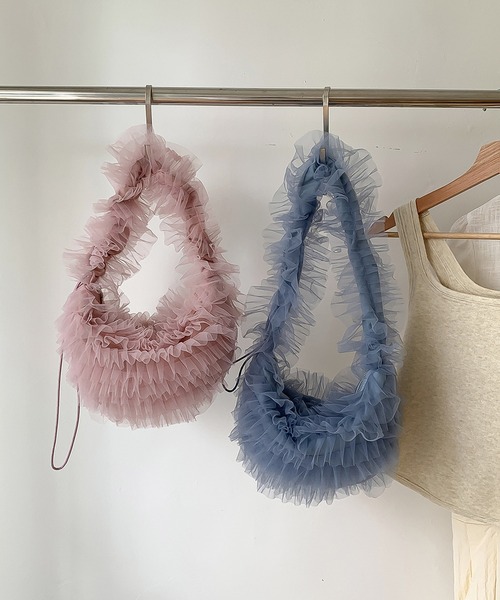 LAFFMO（ラフモ）の「チュールフリルバッグ（ショルダーバッグ・レディース・ブラック/ブルー/オフホワイト/ピンク・F）」の7枚目の写真