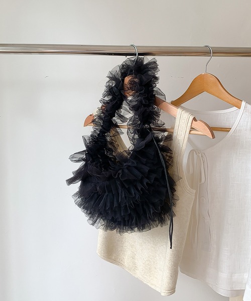 LAFFMO（ラフモ）の「チュールフリルバッグ（ショルダーバッグ・レディース・ブラック/ブルー/オフホワイト/ピンク・F）」の20枚目の写真