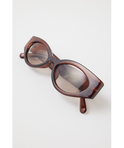 MOUSSY(マウジー)の「WIDE CAT アイウェア(サングラス・レディース・ブラック/ブラウン・FREE)」の7枚目の写真