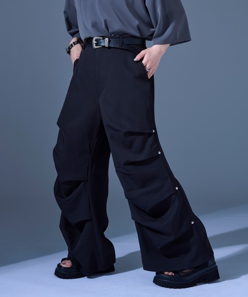 Ellno Loset(エルノロゼット)の「スタッズタックパンツ(その他パンツ・メンズ・ブラック/アッシュグレー・X-SMALL/SMALL/LARGE/MEDIUM)」の1枚目の写真