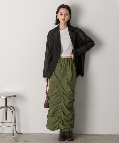 ad thie(アドティエ)の「Iライン・ナイロン ギャザーデザインスカート(スカート・レディース・チョコ/カーキ/ベージュ/ブラック・FREE)」の9枚目の写真