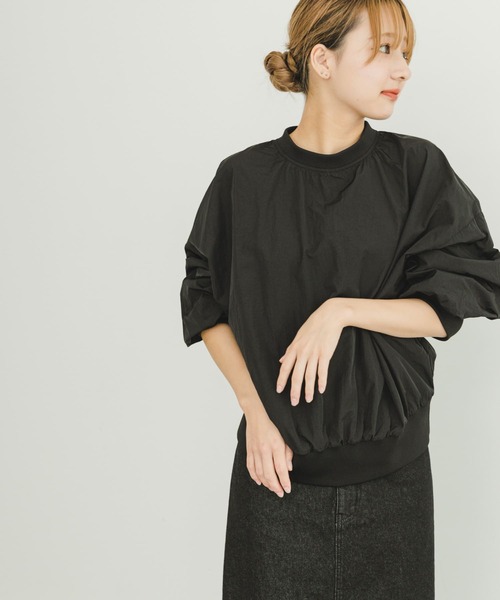 ITEMS URBANRESEARCH(アイテムズ アーバンリサーチ)の「ナイロンプルオーバー(シャツ/ブラウス・レディース・ブラック/グレー・FREE)」の1枚目の写真