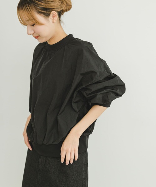 ITEMS URBANRESEARCH(アイテムズ アーバンリサーチ)の「ナイロンプルオーバー(シャツ/ブラウス・レディース・ブラック/グレー・FREE)」の3枚目の写真