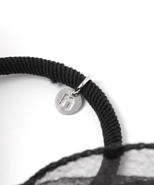 niko and...（ニコアンド）の「チュールリボンヘアゴム（ヘアゴム・レディース・ブラック・0）」の4枚目の写真