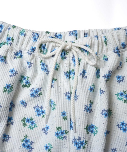 INTERPLAY（インタープレイ）の「【INTERPLAY x AYA】Waffle Flower Jogger Pants（その他パンツ・レディース・グレー系その他/ホワイト系その他・SMALL/MEDIUM）」の10枚目の写真